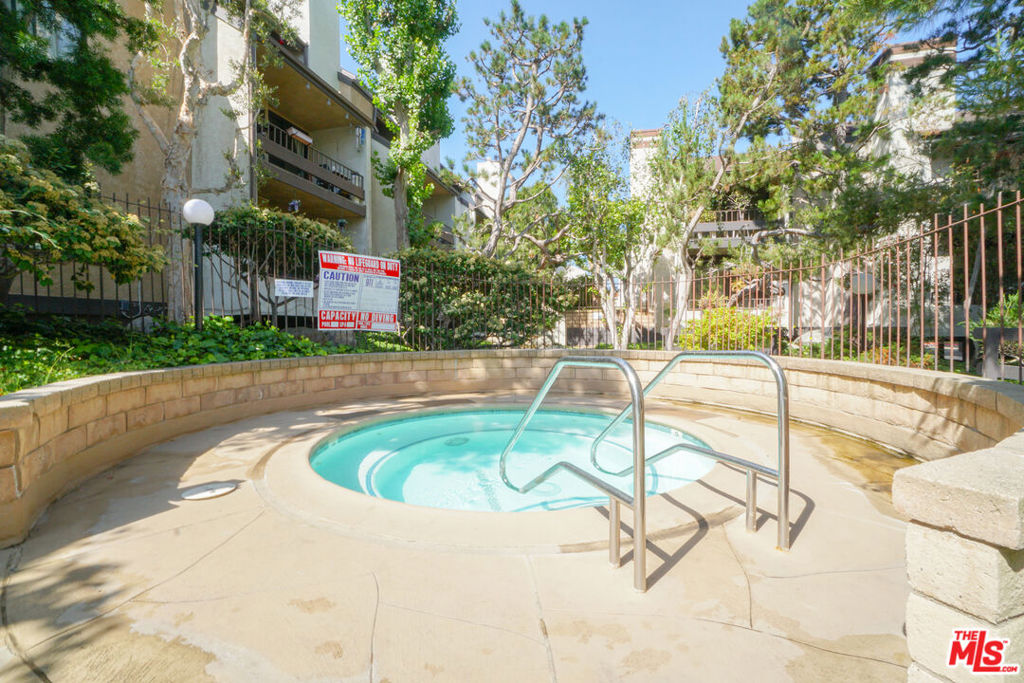 8675 Falmouth Avenue 322