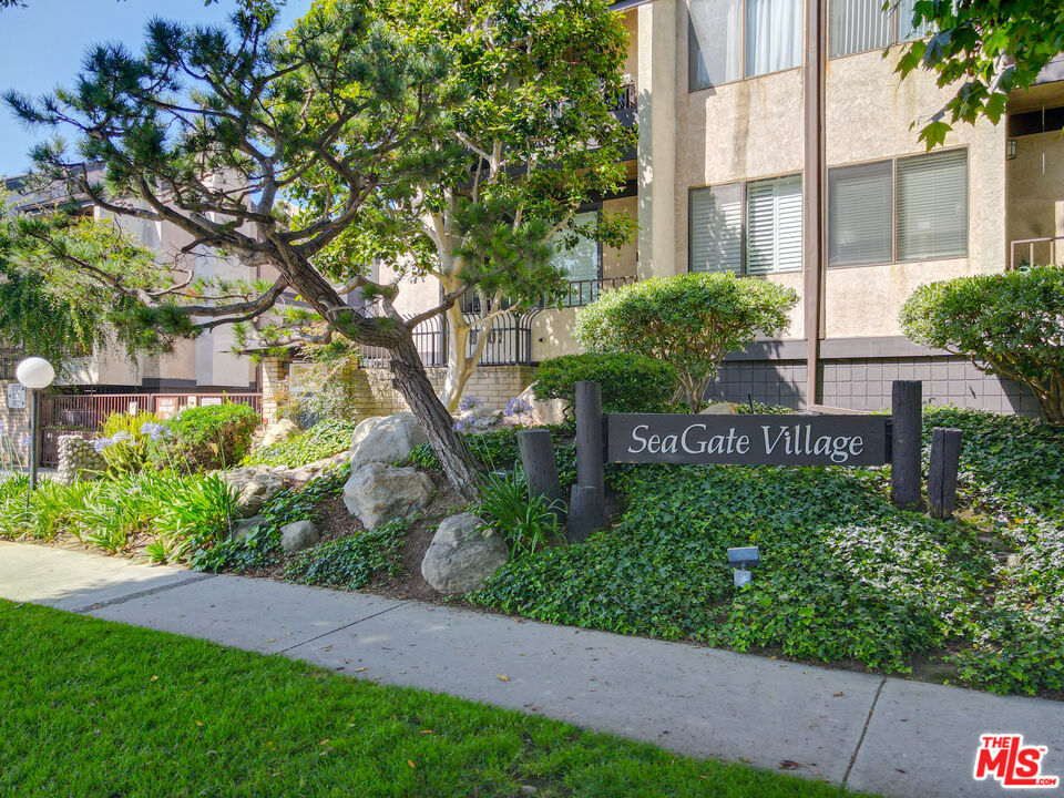 8675 Falmouth Avenue 322