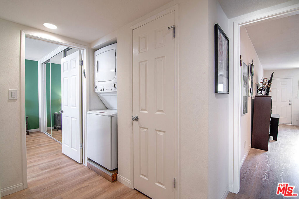 4358 Mammoth Avenue 26