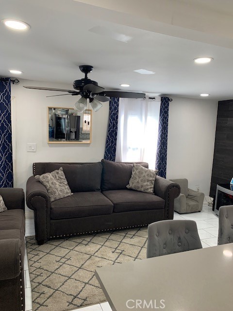 12401 Filmore St 719