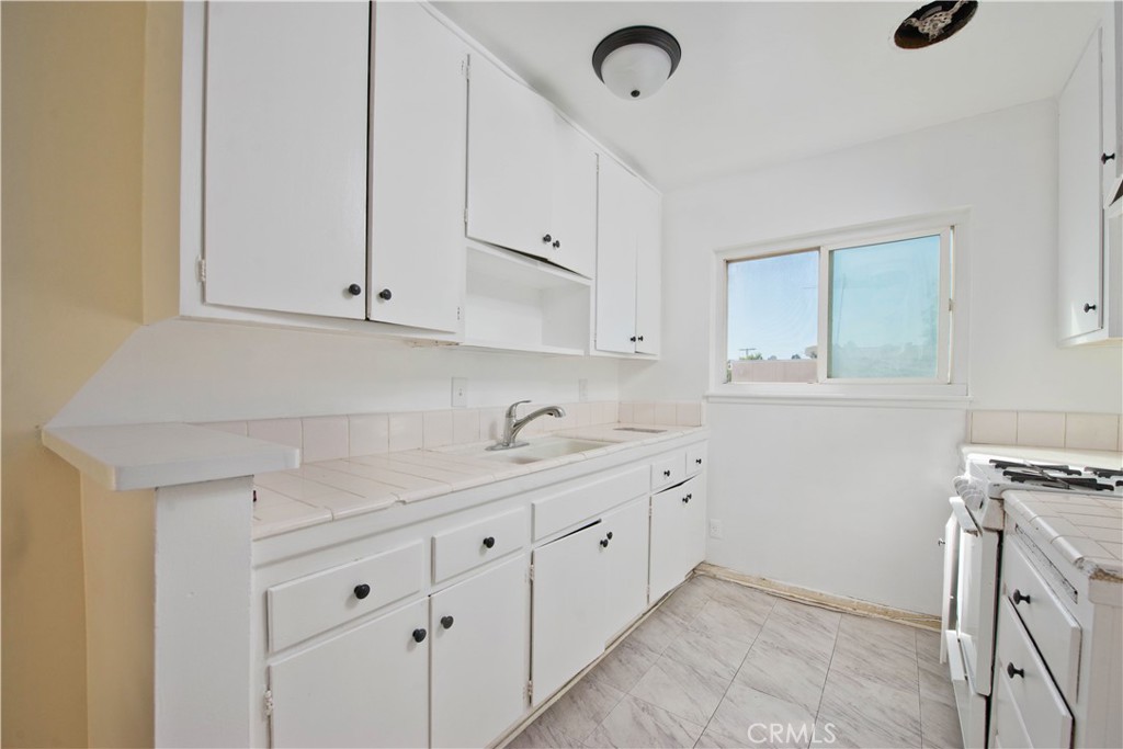 7135 Coldwater Canyon 14