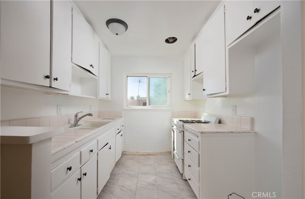 7135 Coldwater Canyon 14