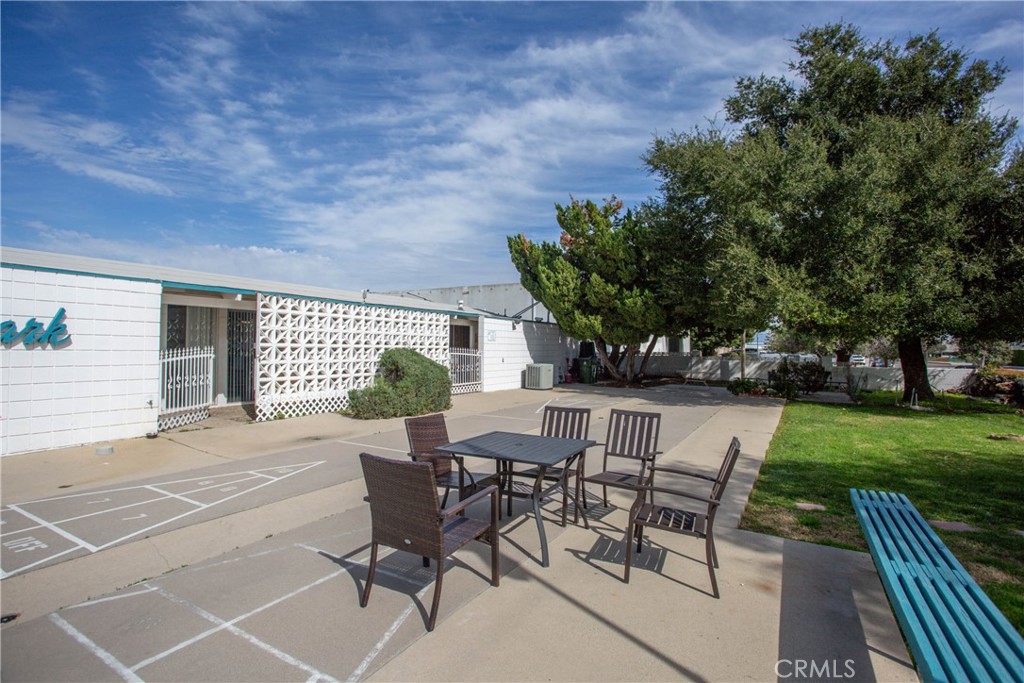 21001 Plummer Street 71