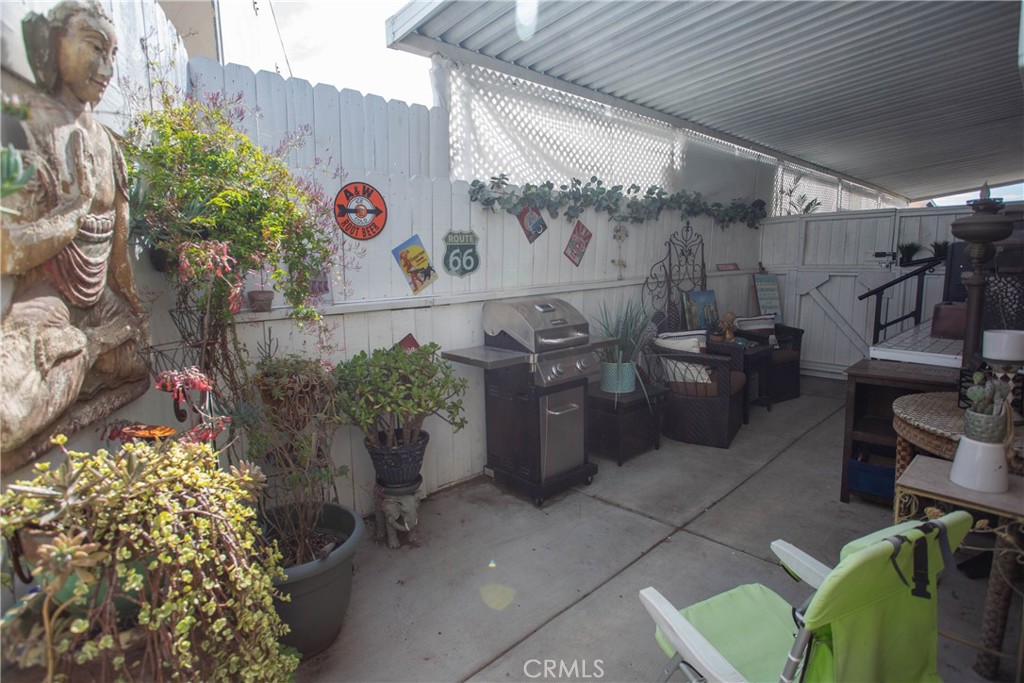 21001 Plummer Street 71