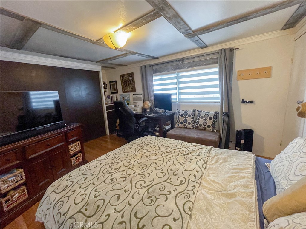 21001 Plummer Street 71