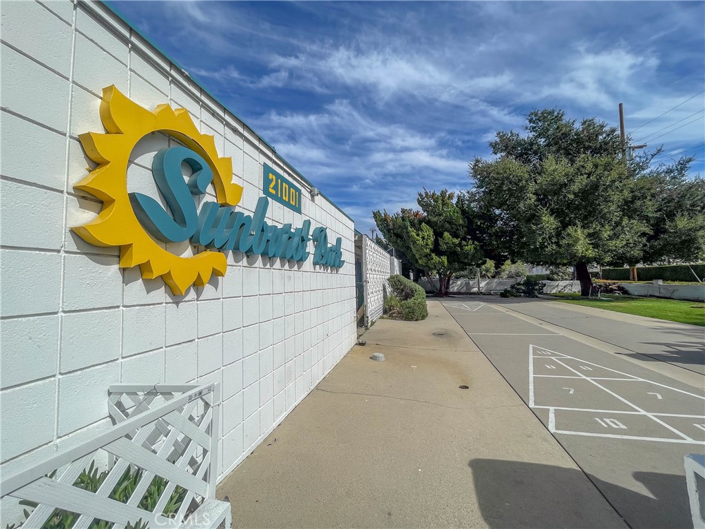 21001 Plummer Street 71