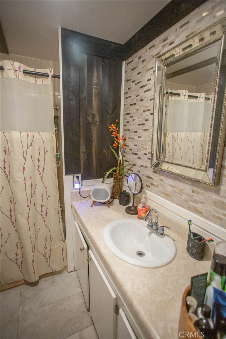 21001 Plummer Street 71