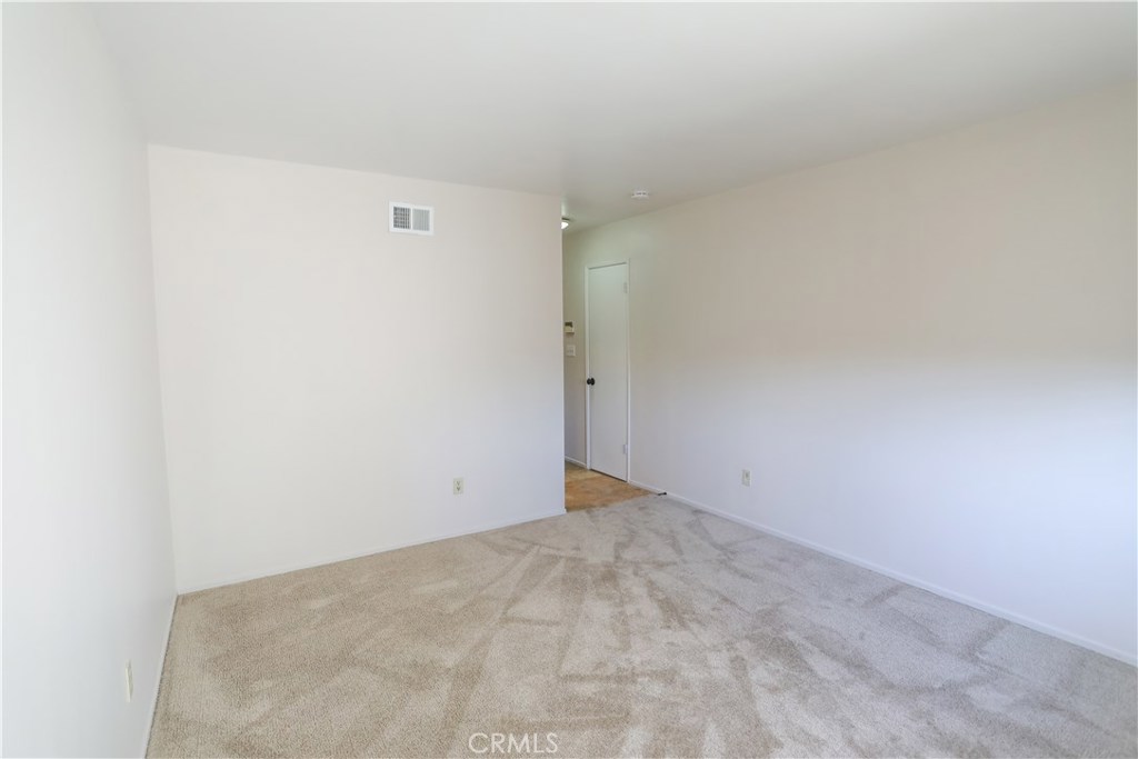 14942 La Mesa Street