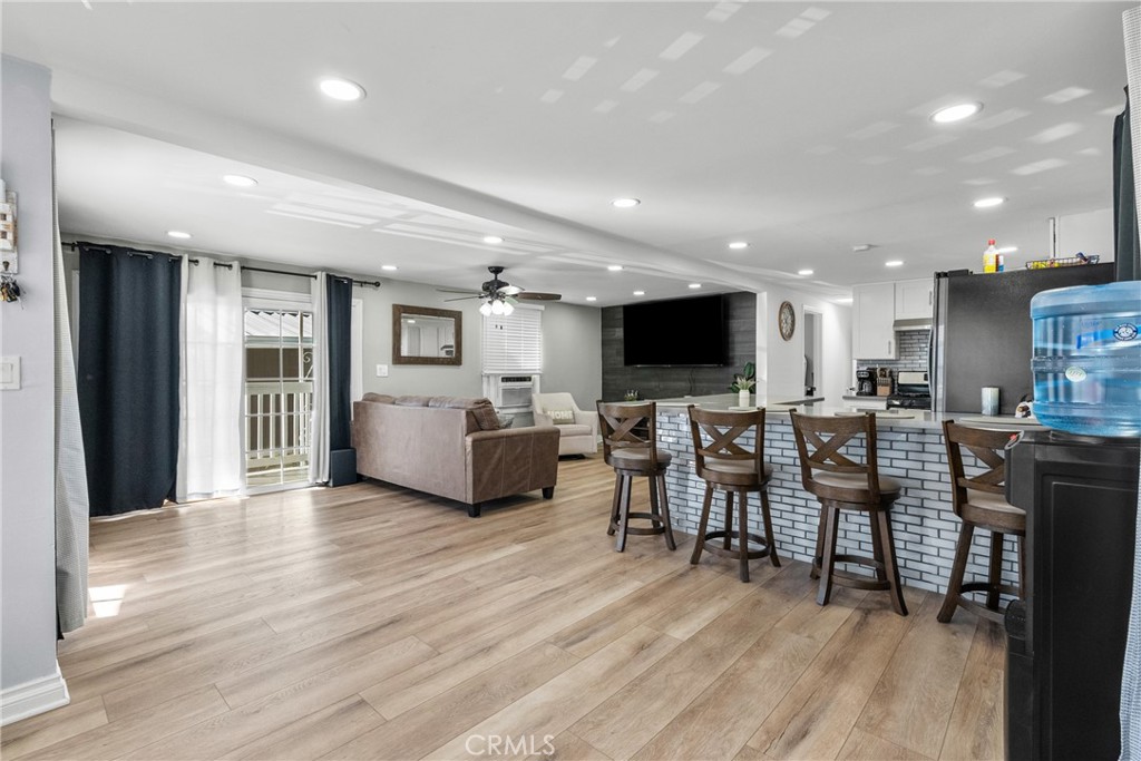 12401 filmore 719