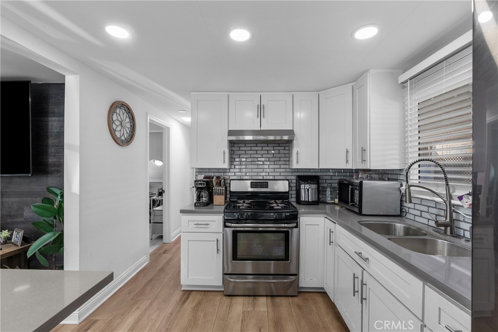 12401 filmore 719
