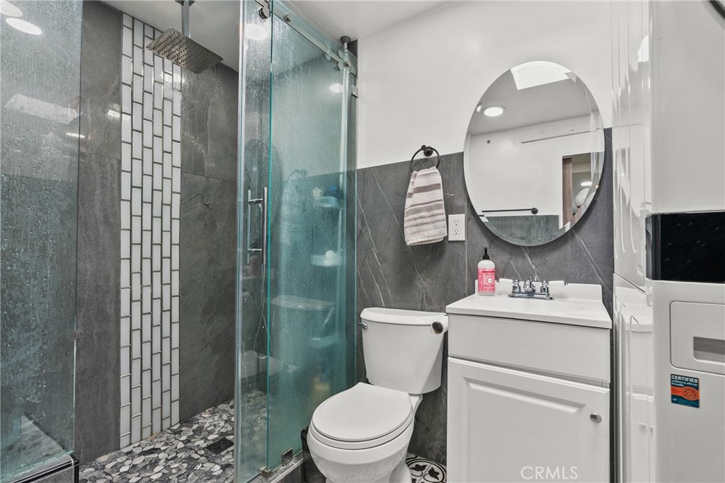 12401 filmore 719