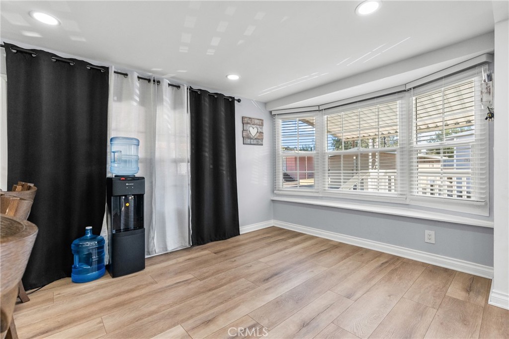 12401 filmore 719