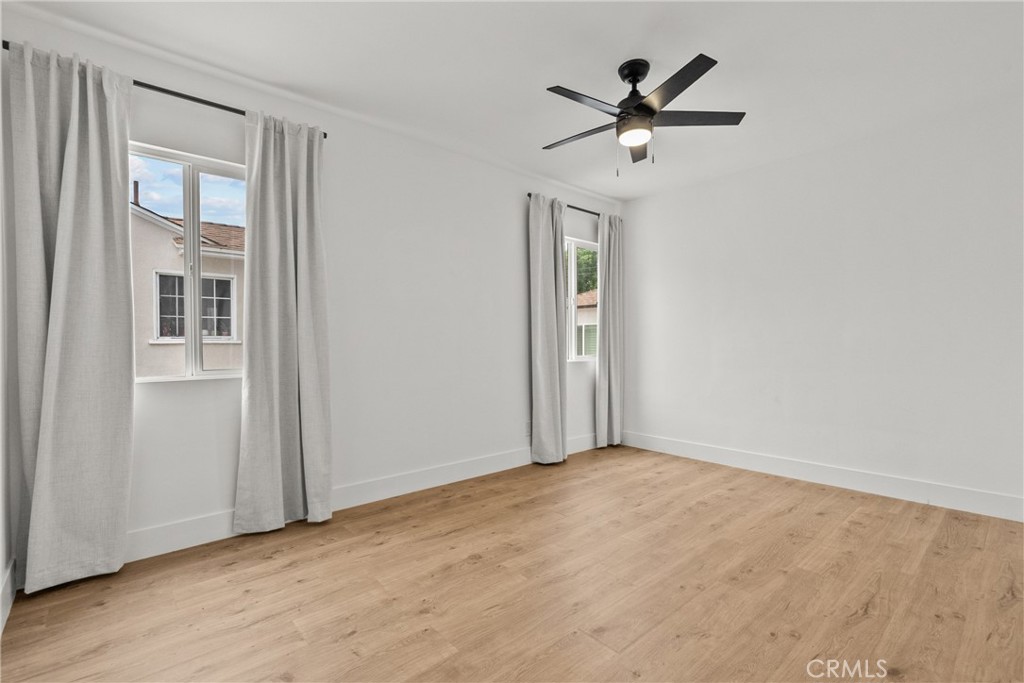 13817 Bromwich Street