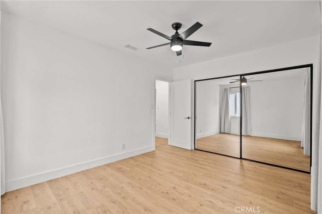 13817 Bromwich Street