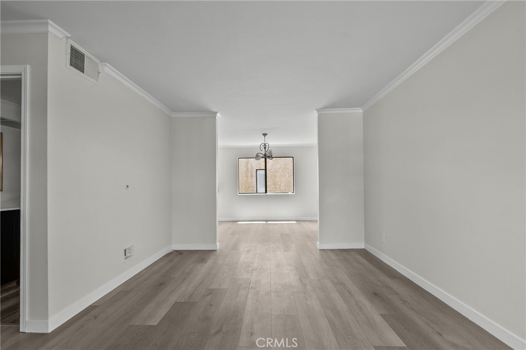 18958 Sherman Way 17