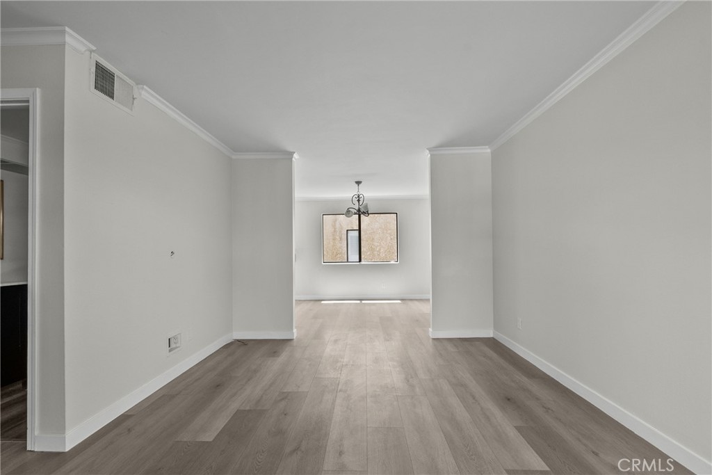 18958 Sherman Way 17