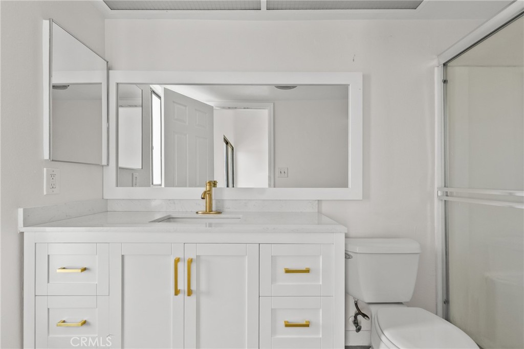 18958 Sherman Way 17