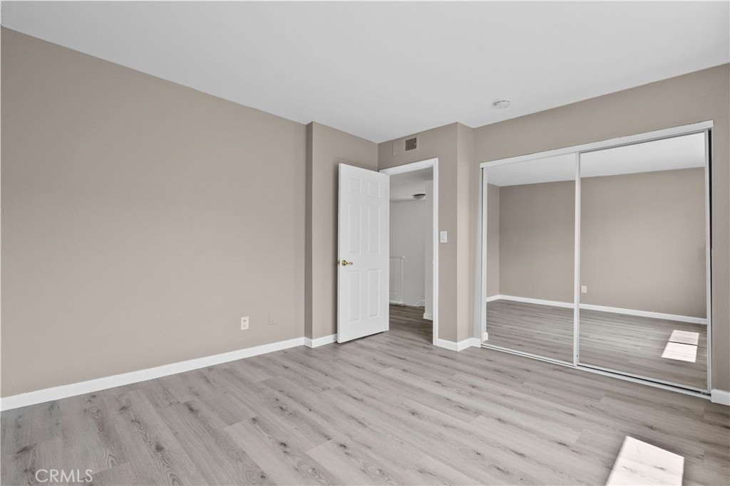 18958 Sherman Way 17
