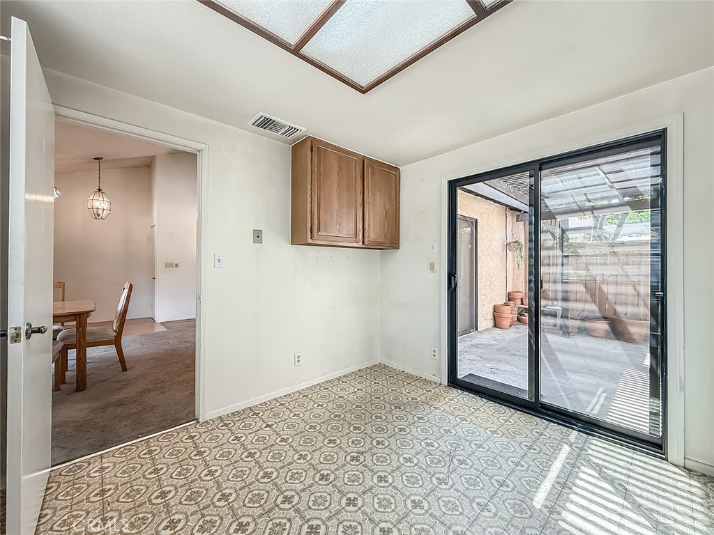 20027 Community Street 54