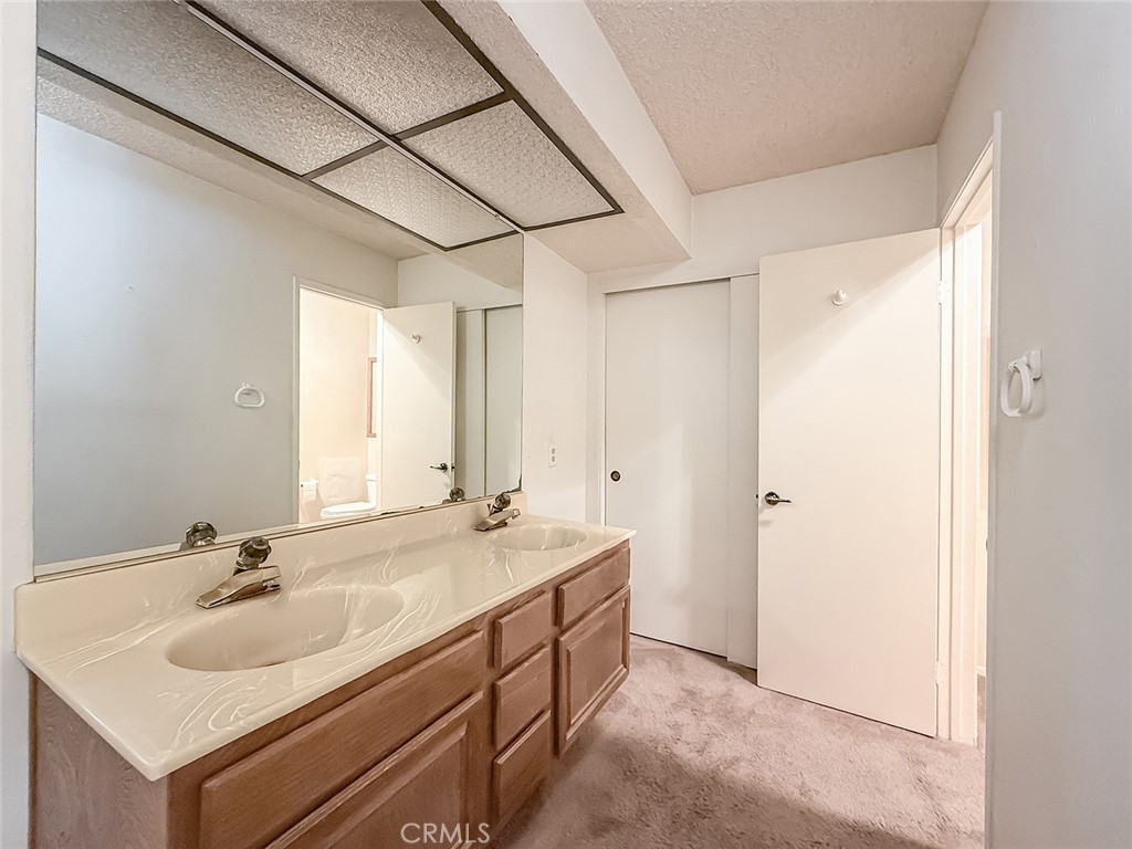 20027 Community Street 54