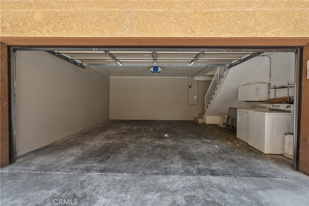 18958 Sherman Way 17