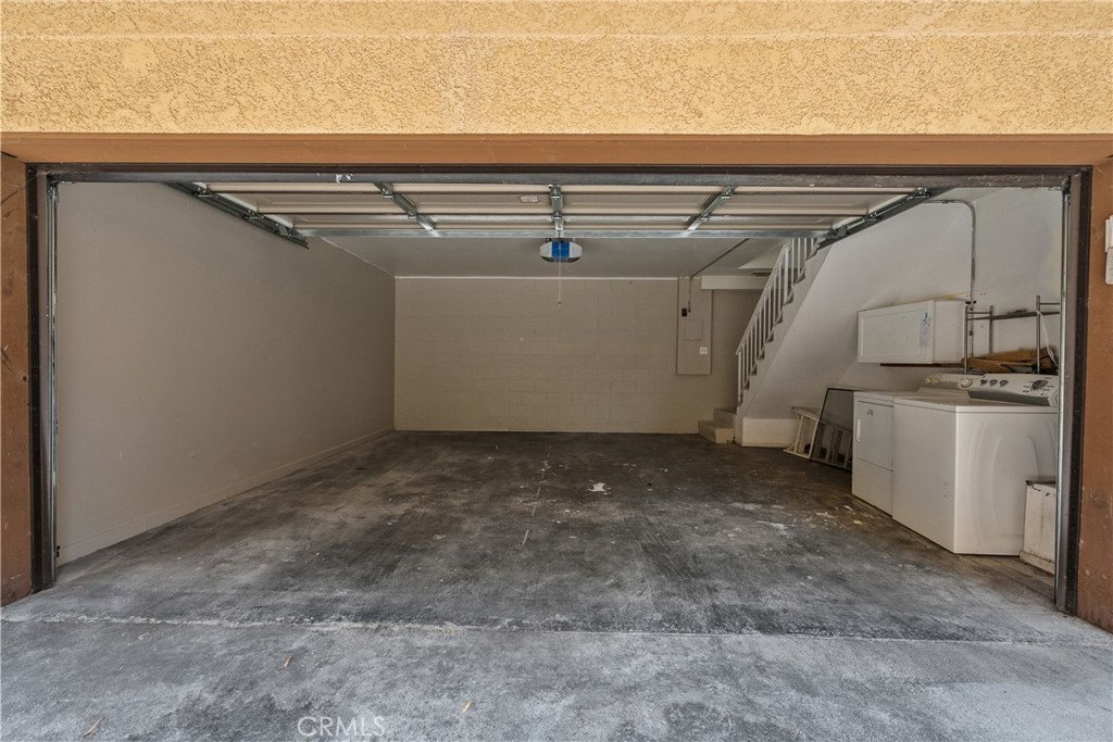 18958 Sherman Way 17