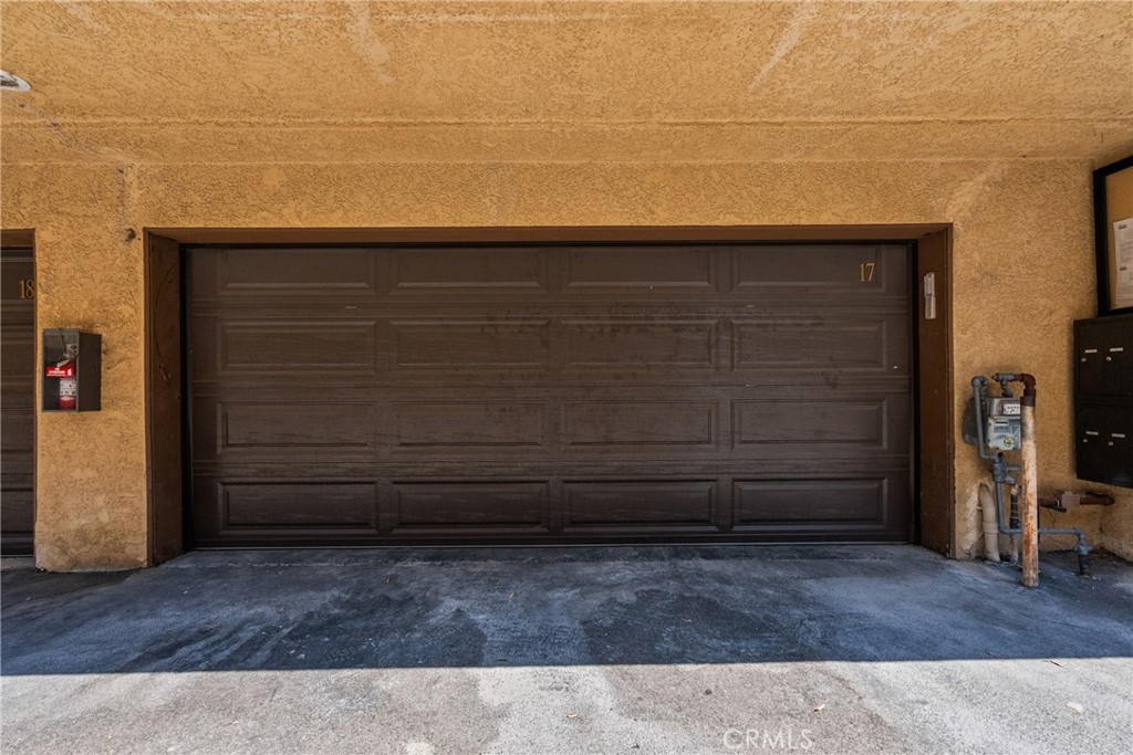 18958 Sherman Way 17