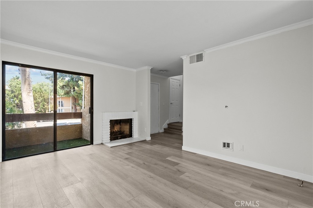 18958 Sherman Way 17