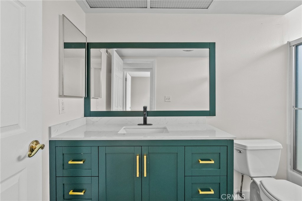 18958 Sherman Way 17