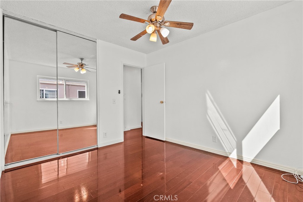 7137 Coldwater Canyon Avenue 10