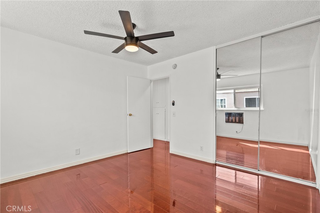 7137 Coldwater Canyon Avenue 10