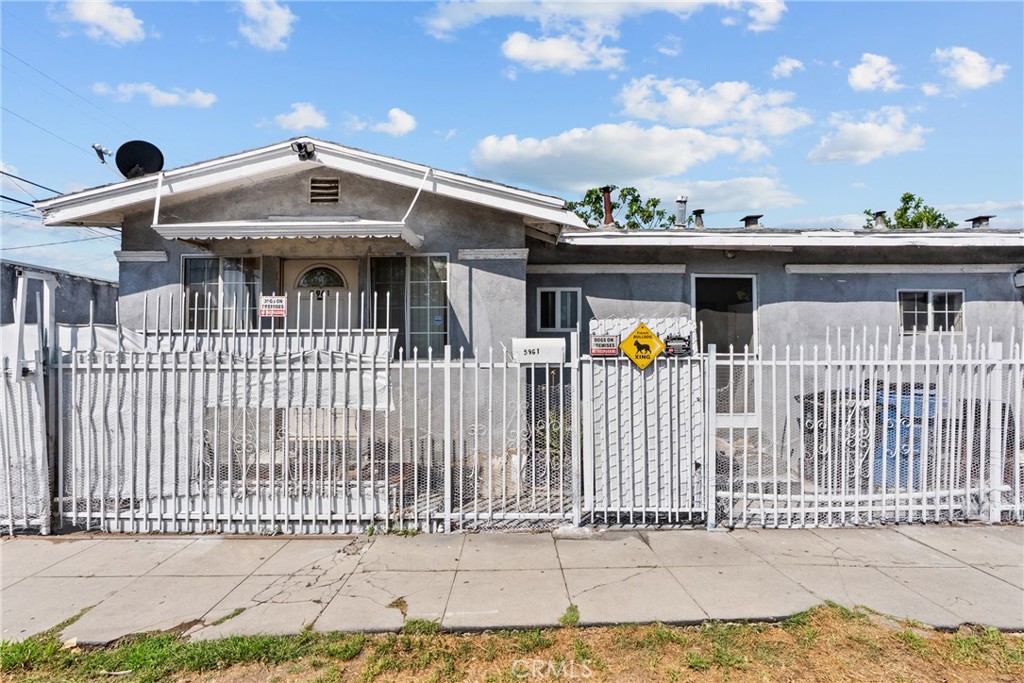 1500 W 59th Place