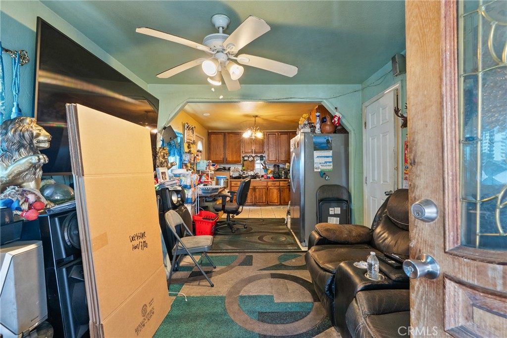 1500 W 59th Place