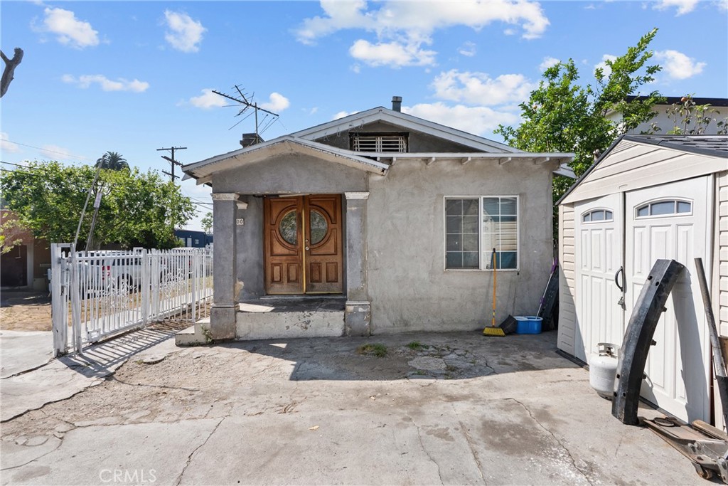 1500 W 59th Place