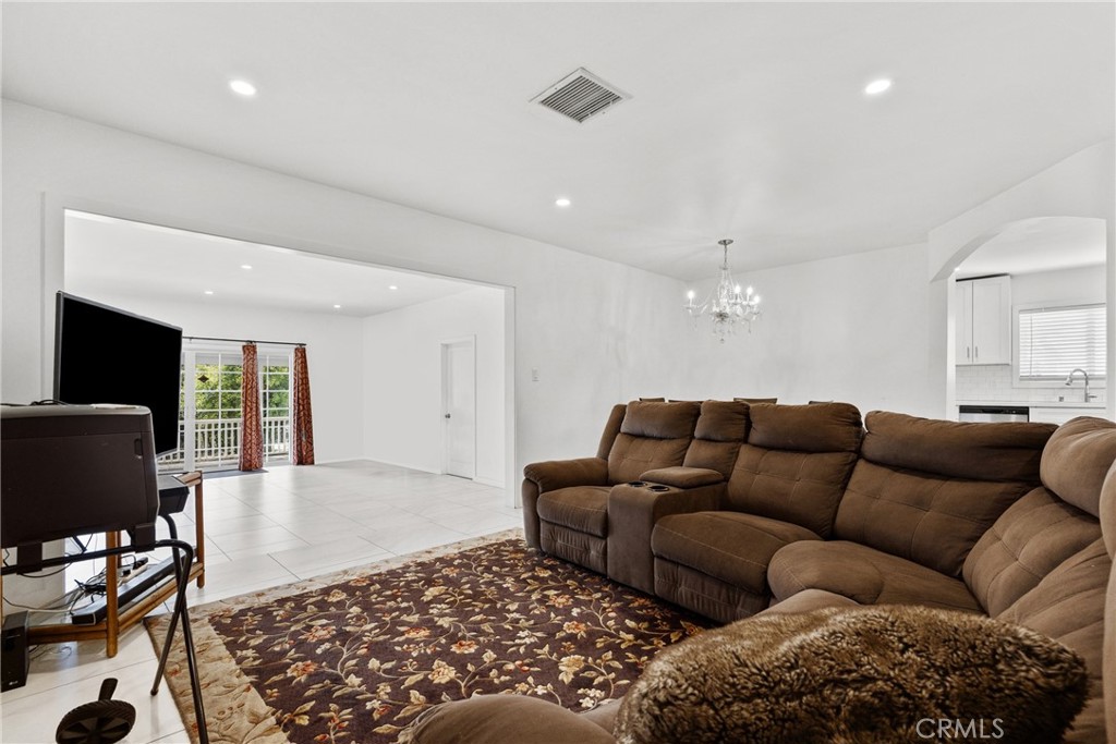 13102 Branford