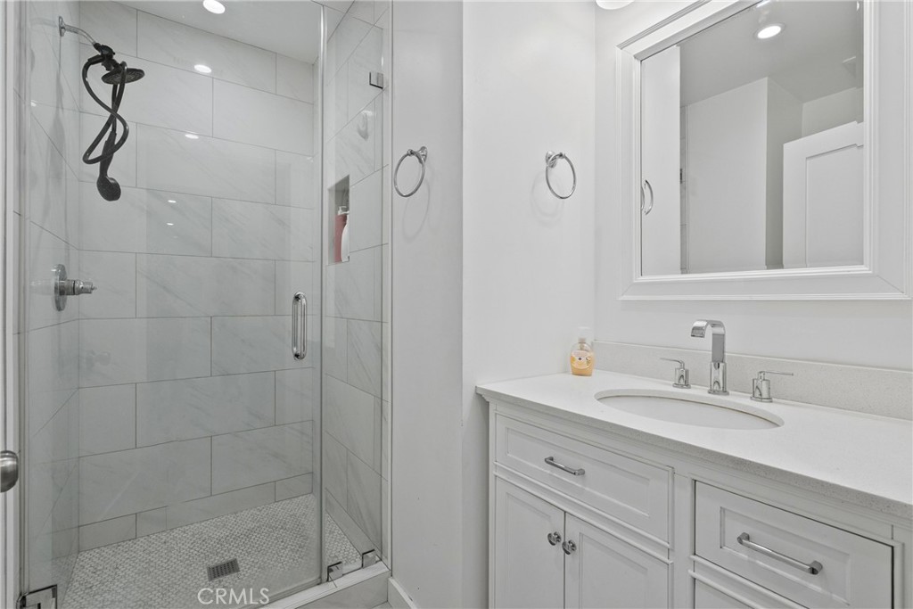 13102 Branford