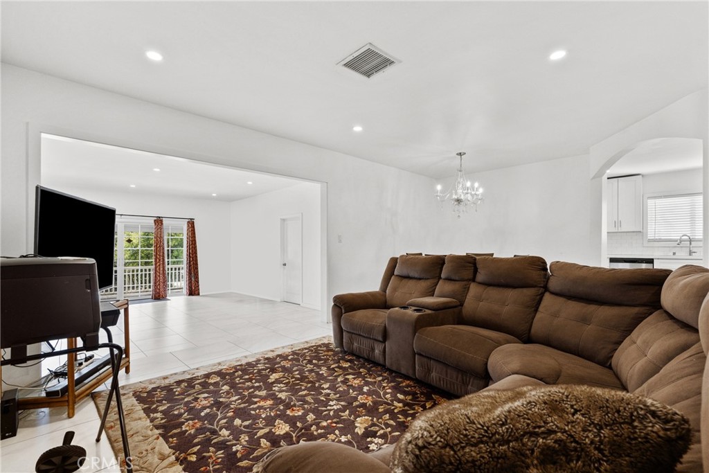 13102 Branford