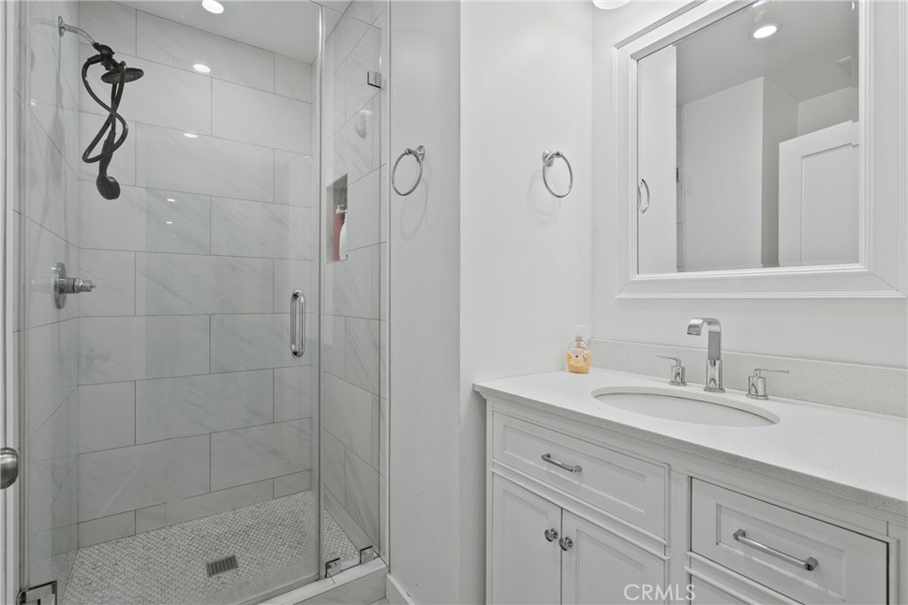 13102 Branford