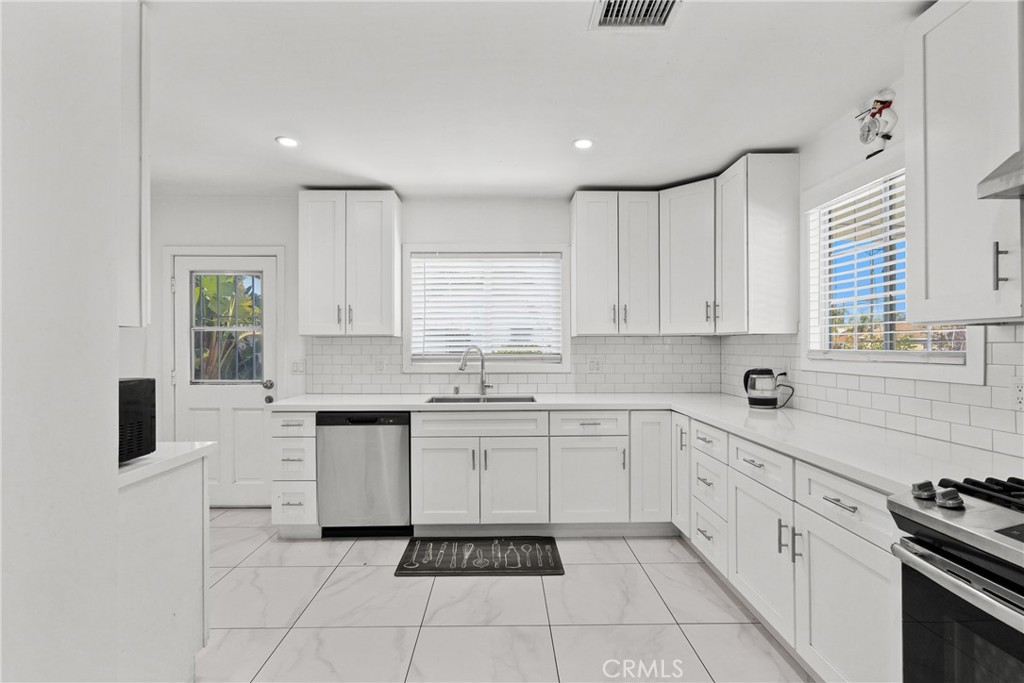 13102 Branford
