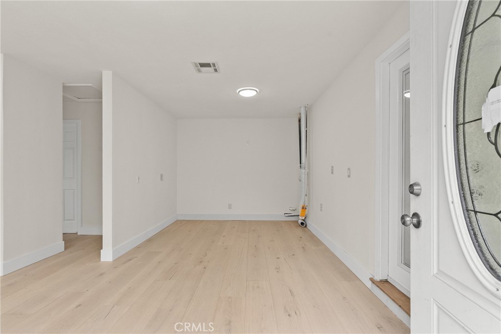 4216 Cedar