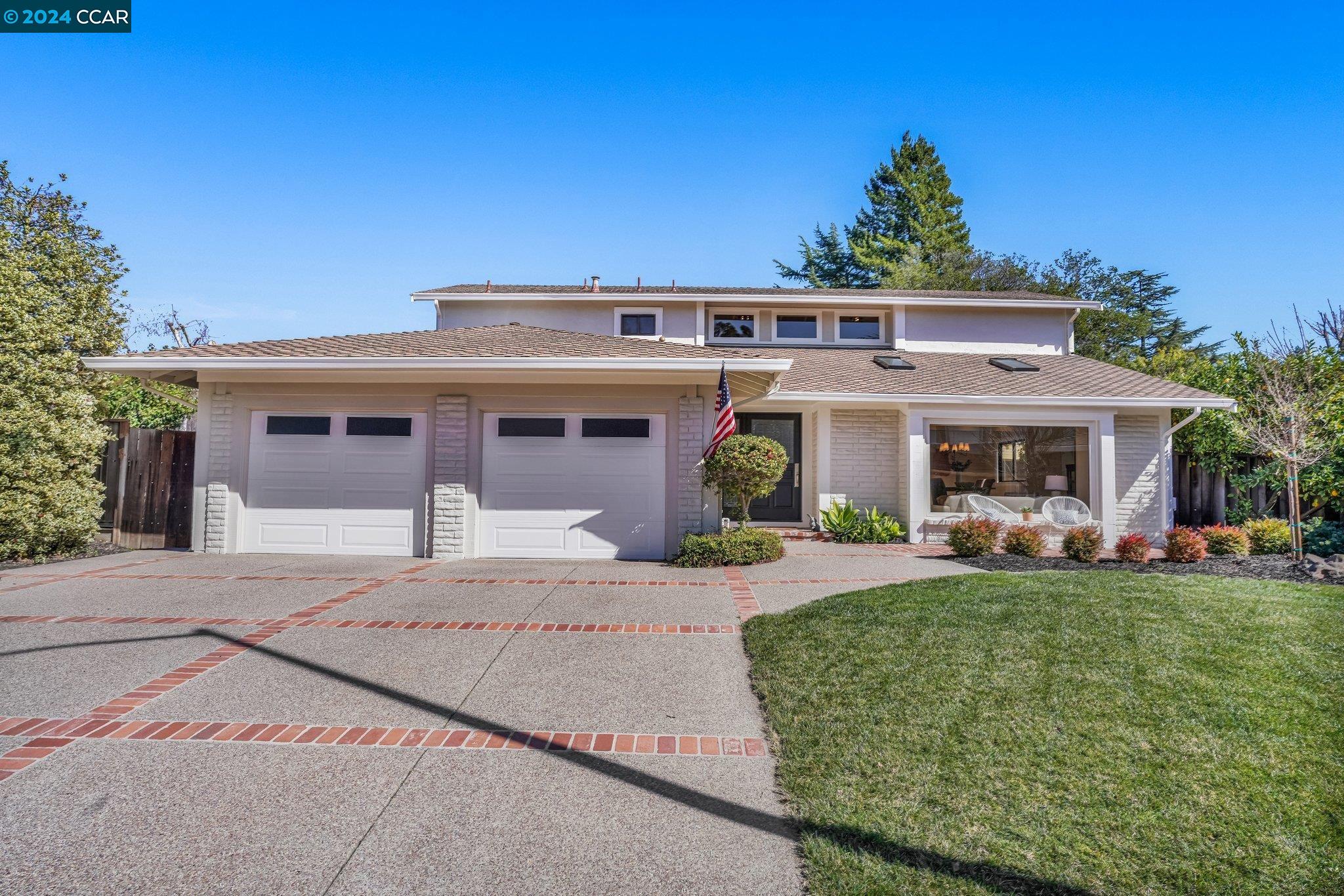 141 Burgess Ct