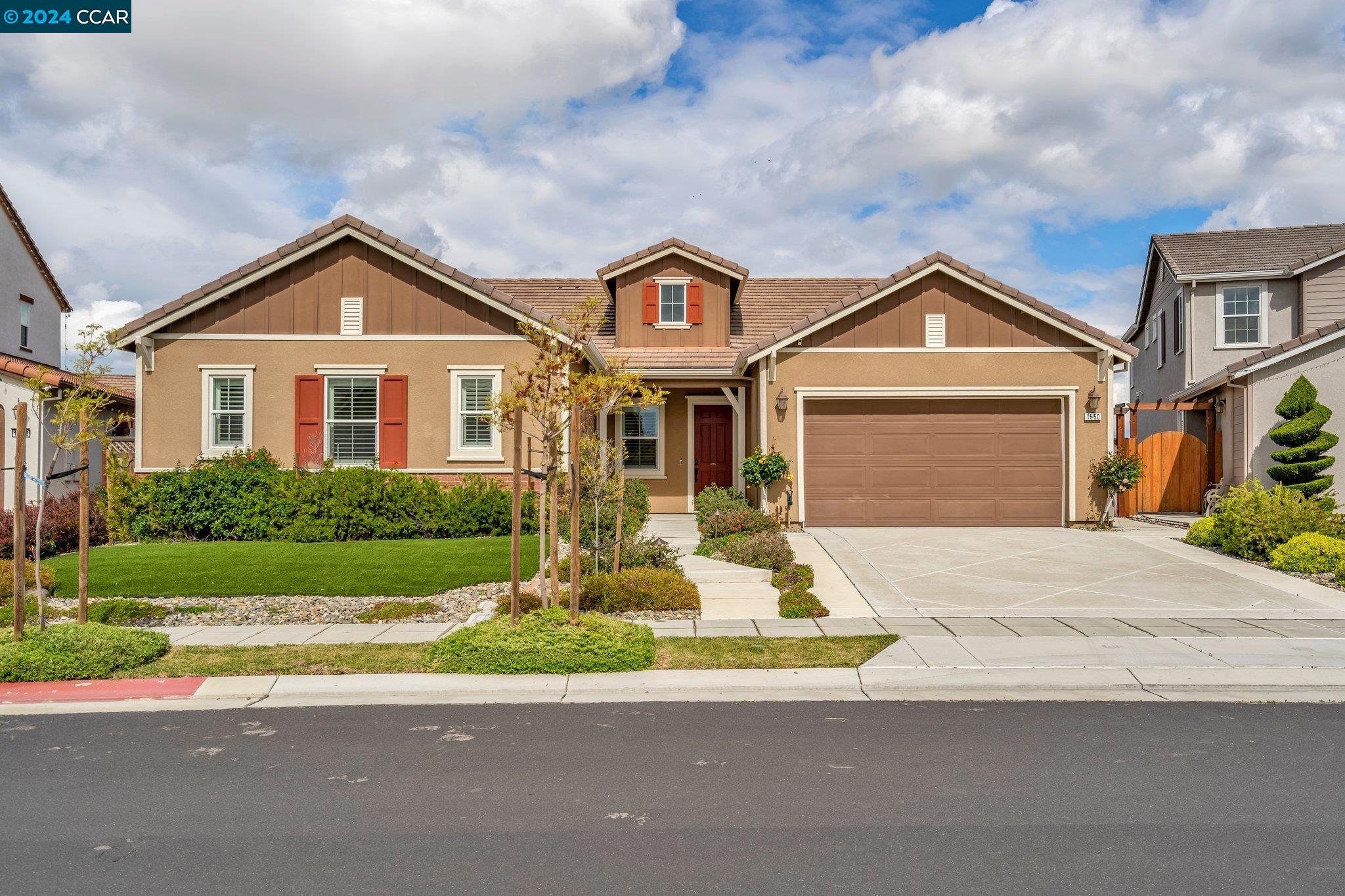 1550 S Perkins Place