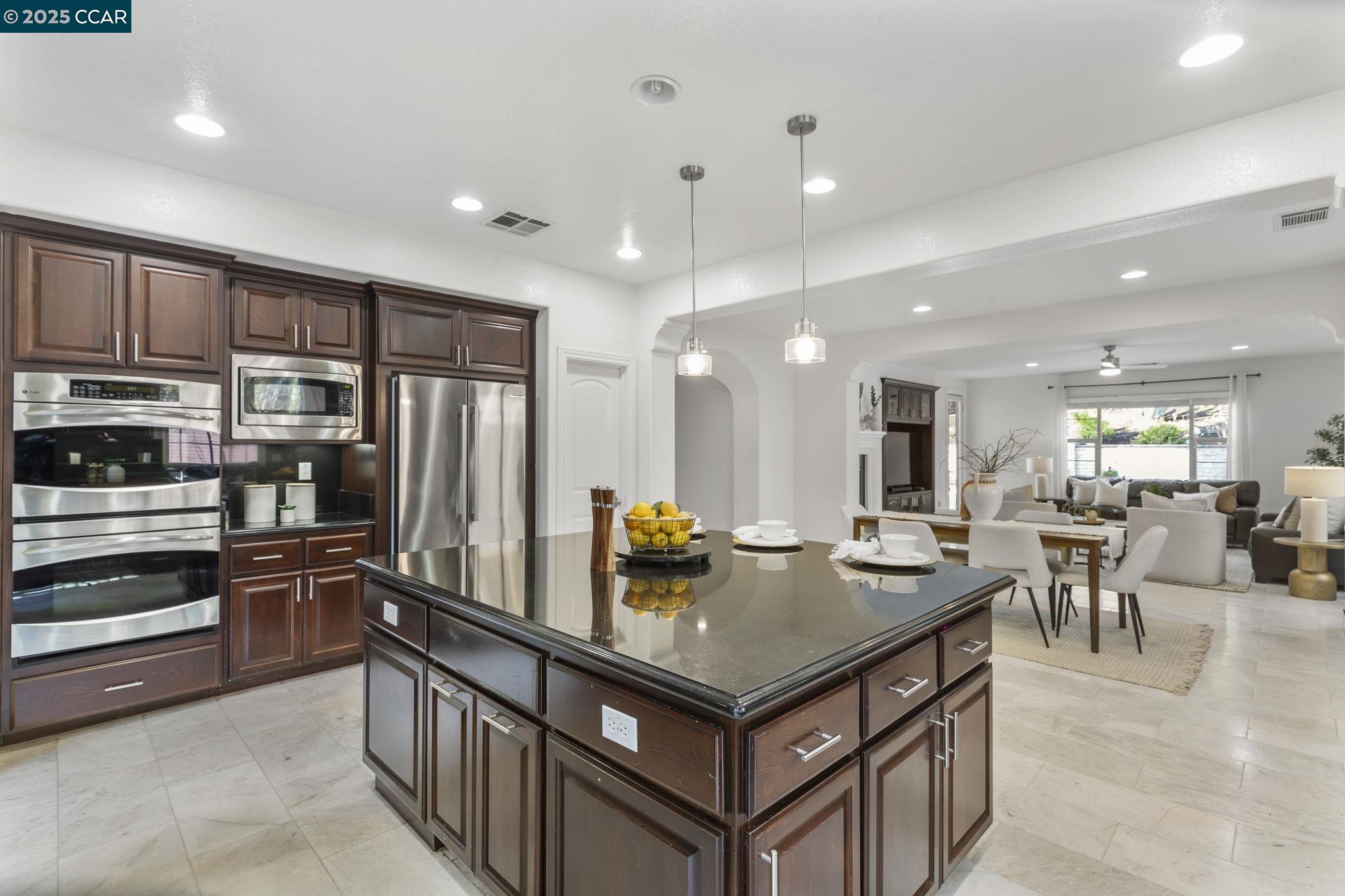 7509 Balmoral Way