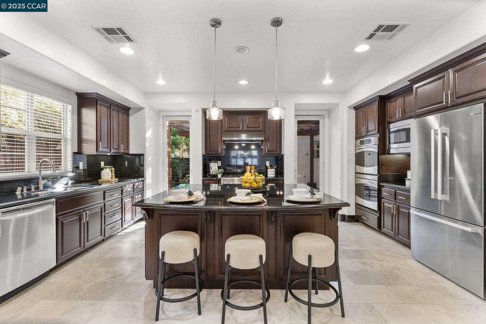 7509 Balmoral Way