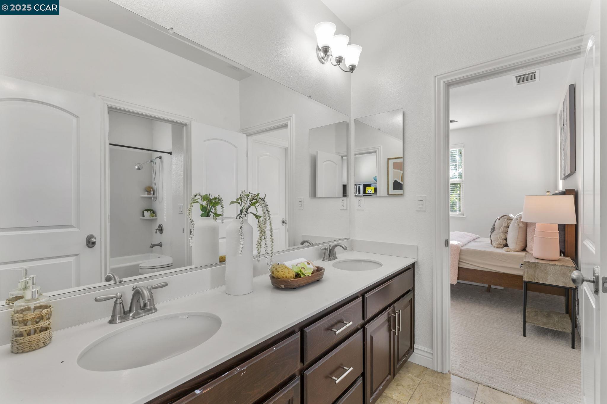 7509 Balmoral Way