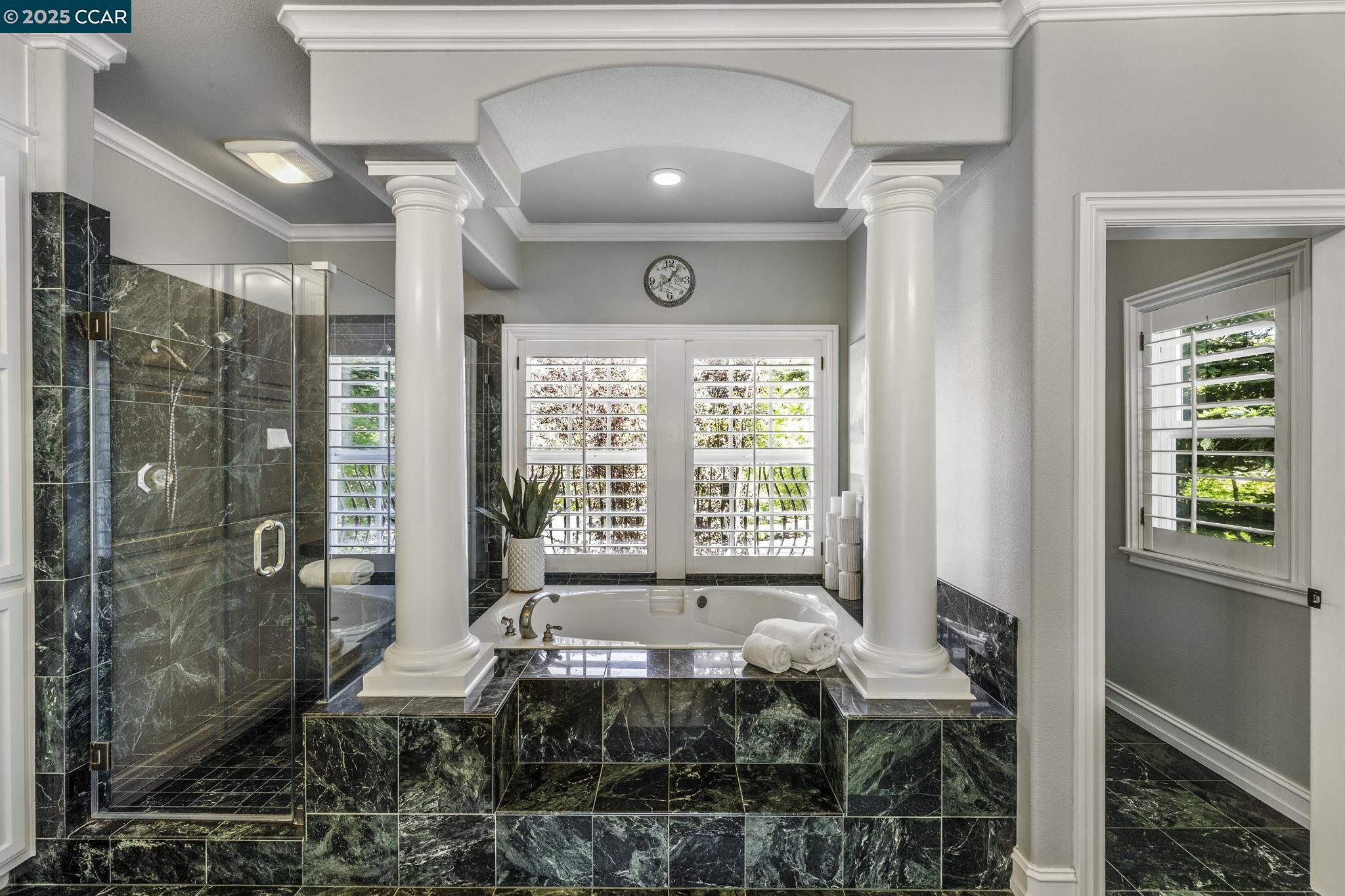 218 Fieldcrest Ct