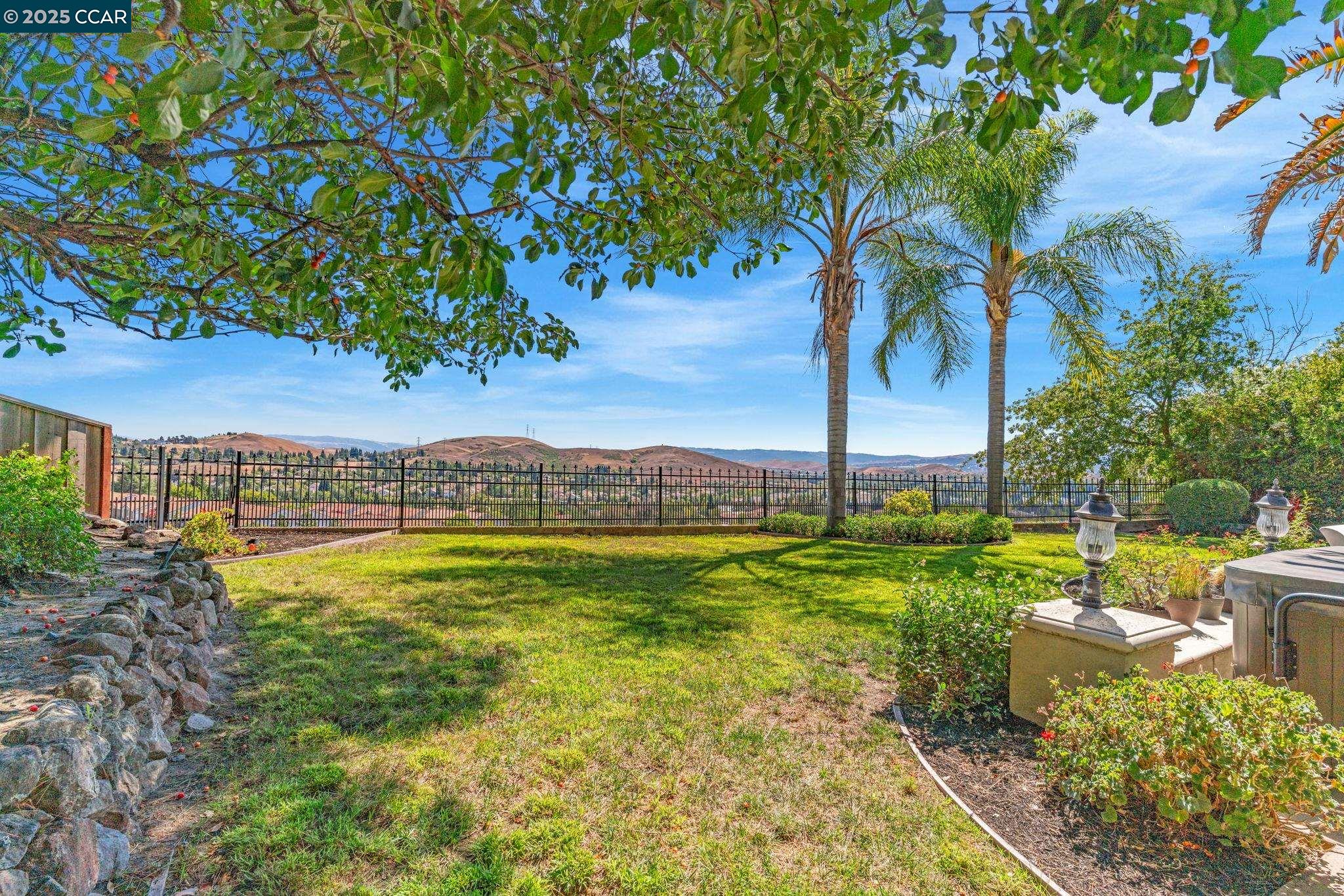 3466 Silver Maple Dr