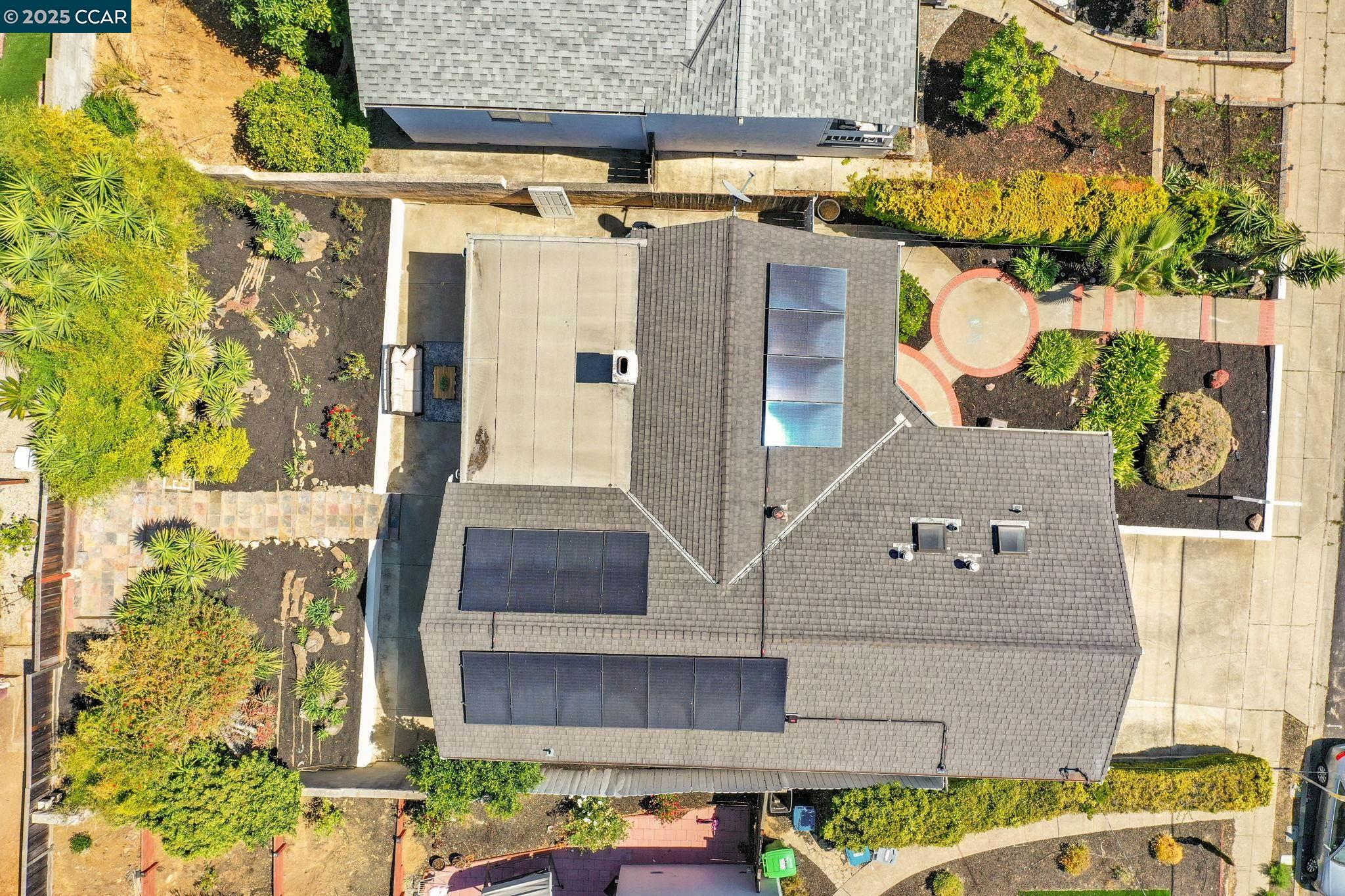 655 Tamarack Dr