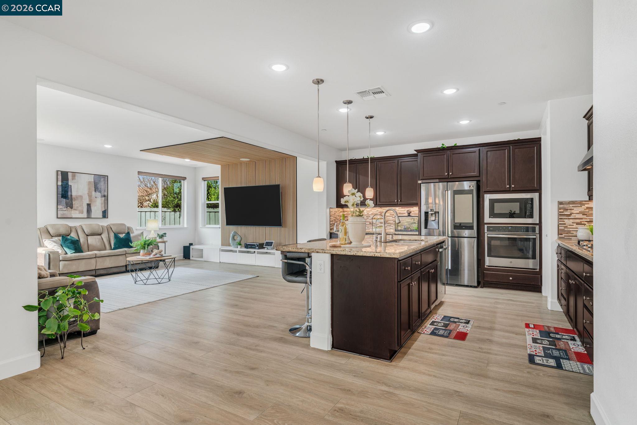 1553 S Perkins Place