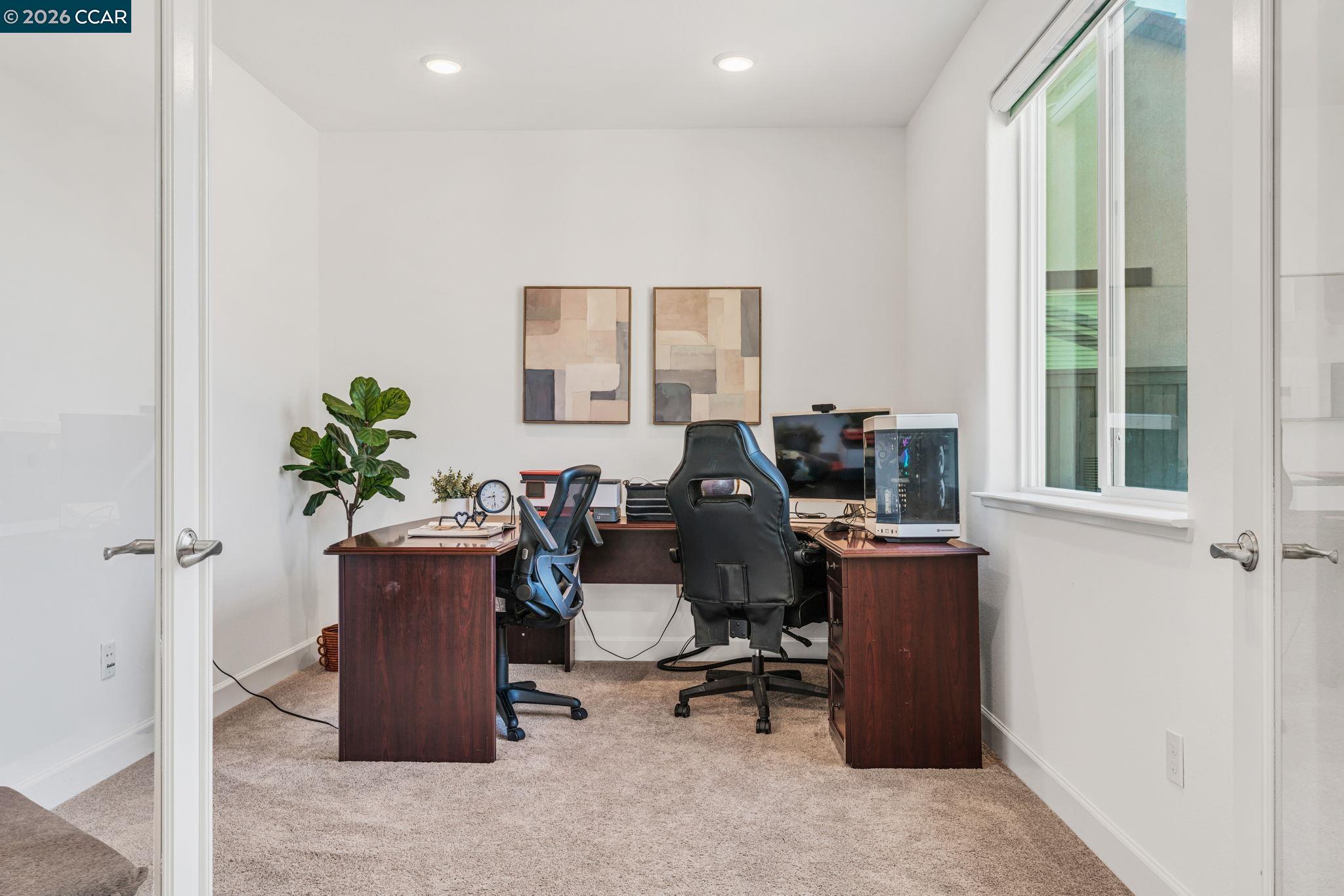 1553 S Perkins Place